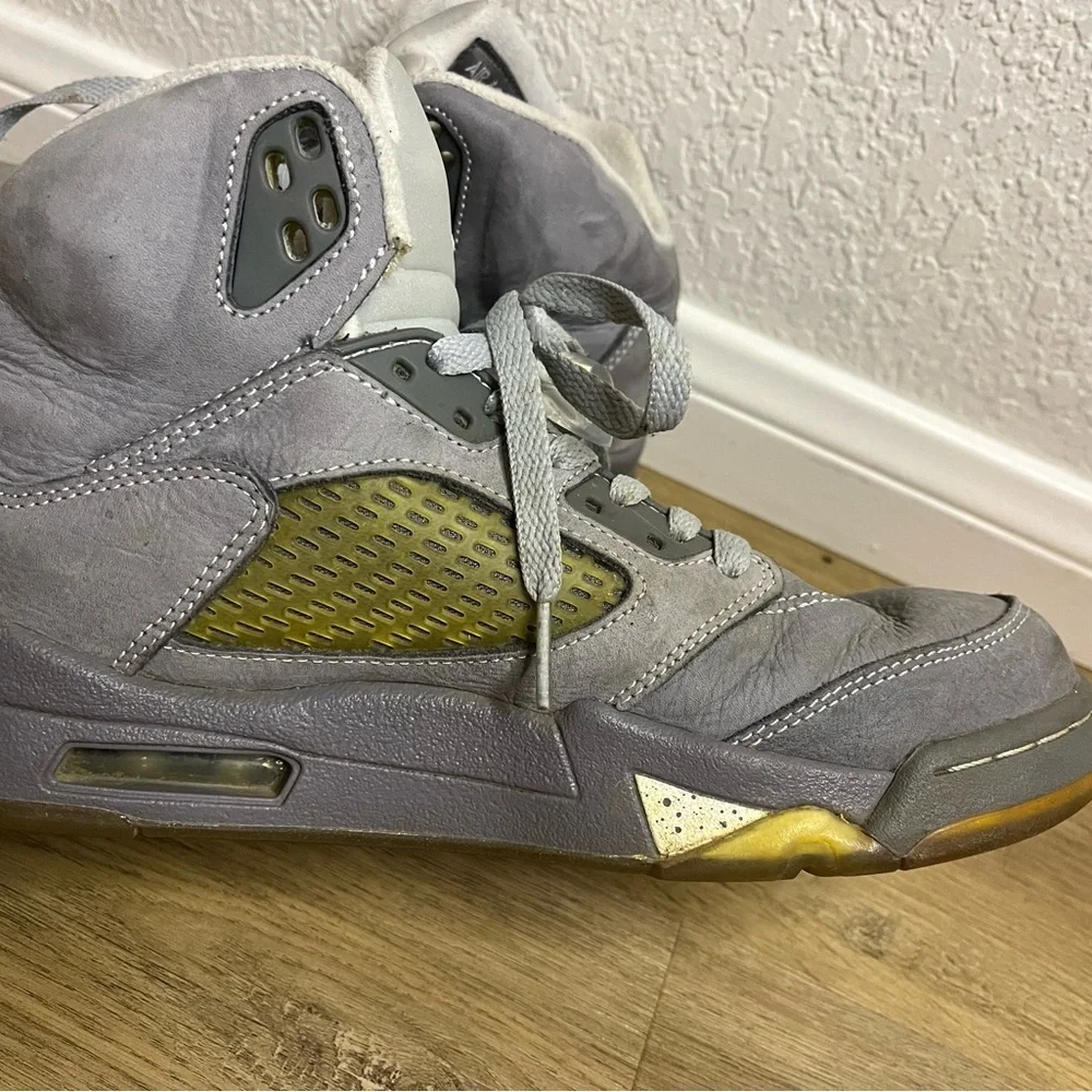Jordan Wolf Grey 5 Sneakers - 2011 Release - Men’s Size 8- Pre-Owned - Picture 8 of 15